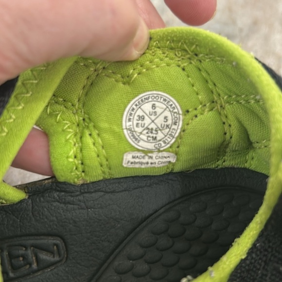 Keen Black & Green Hiking Sandals Outdoor Waterproof Shoes Size 6 - Picture 9 of 10